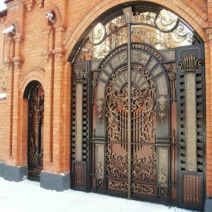 درب حیاط آهنی در آمل