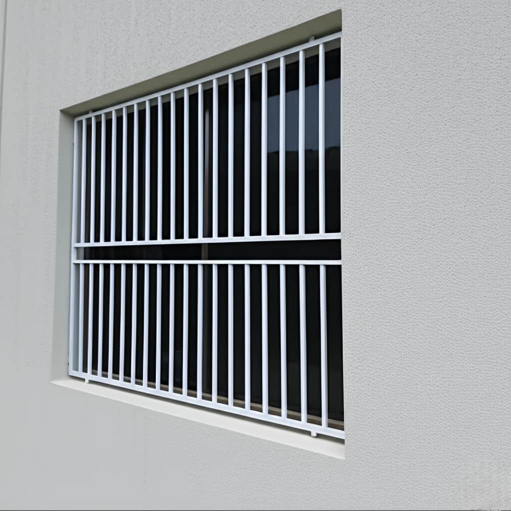 حفاظ پنجره با برش دقیق پروفیل های فلزی