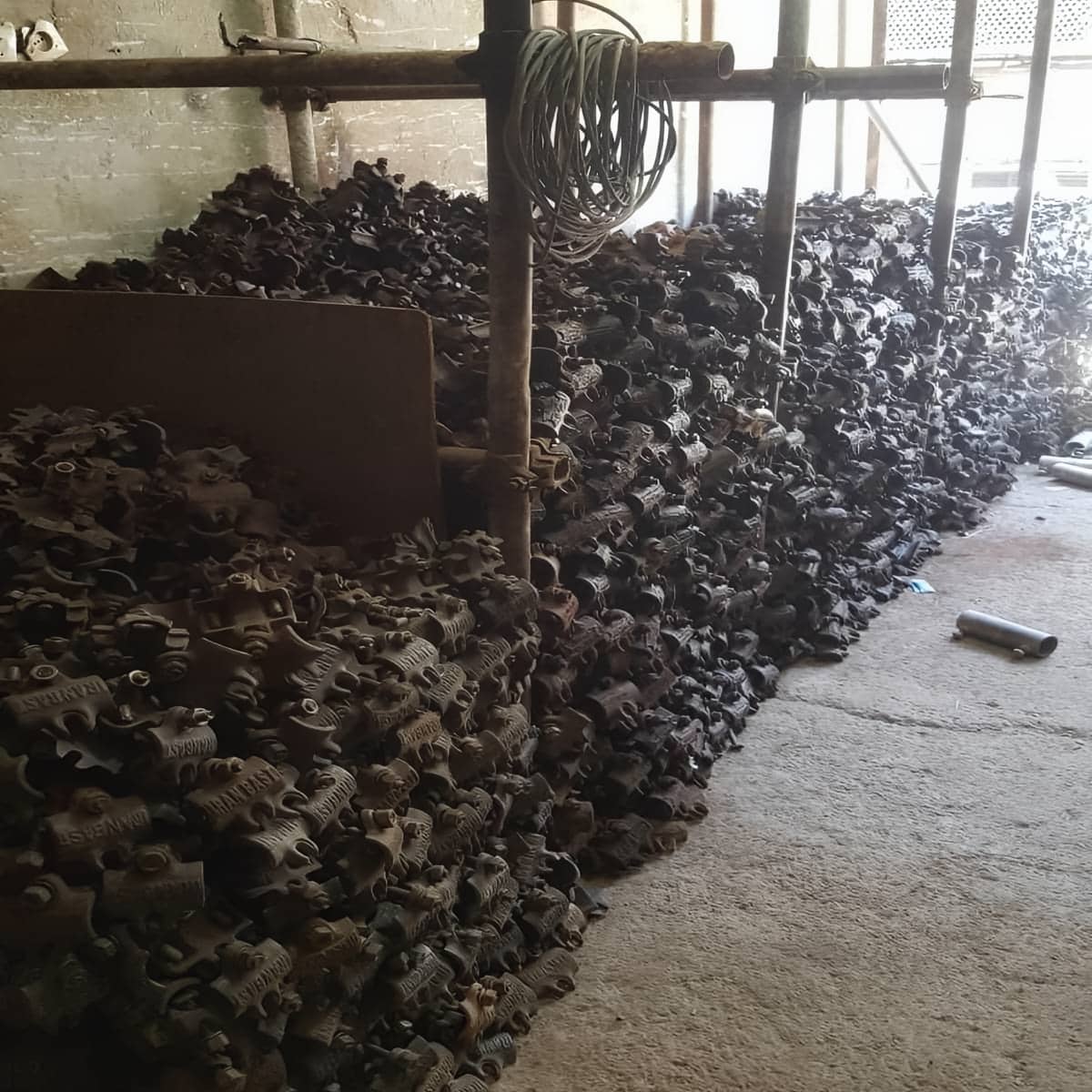 لوله داربست برای تونل و کانال عمرانی لوله داربست برای تونل و کانال عمرانی