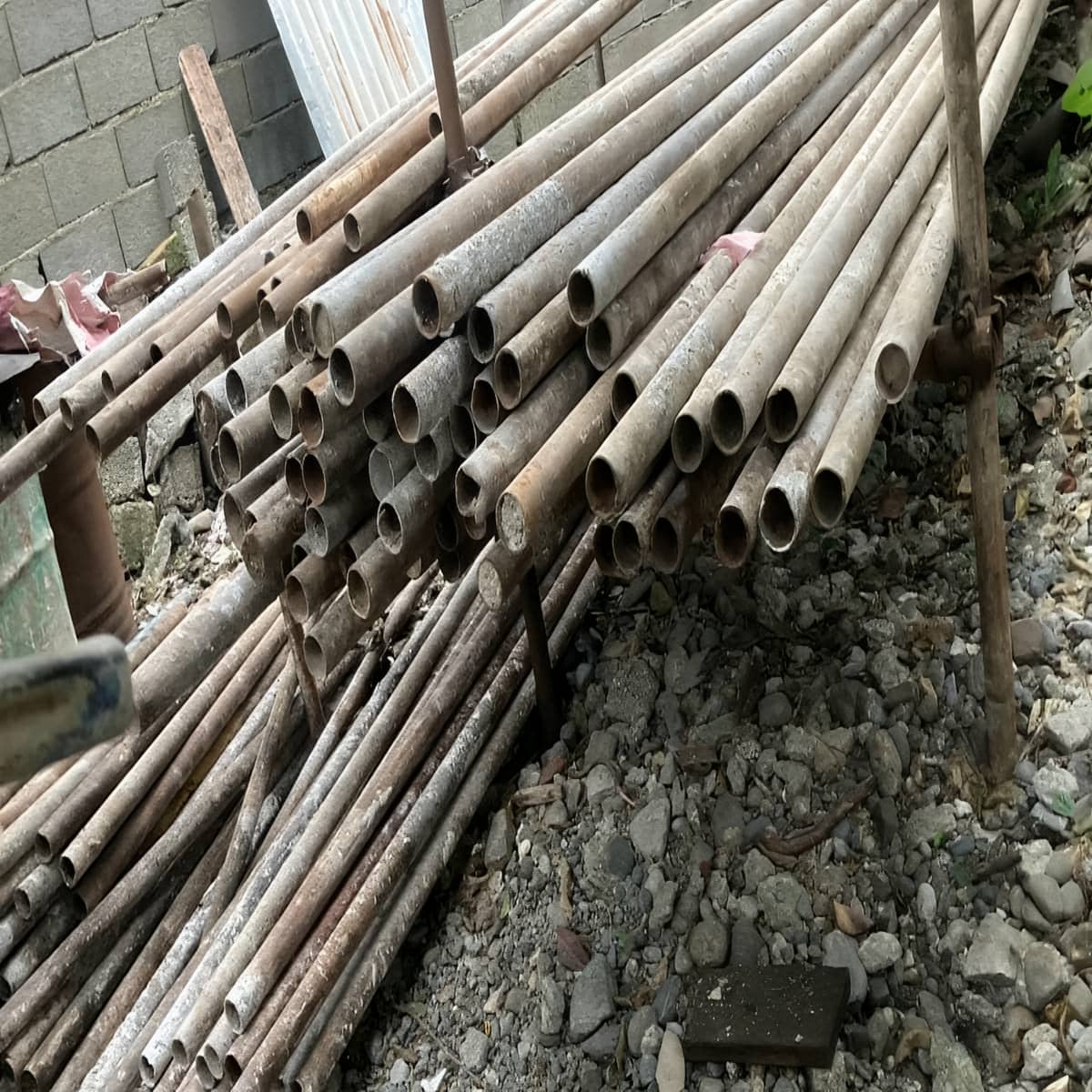 داربست مناسبتی برای پرچم عزاداری داربست مناسبتی برای پرچم عزاداری