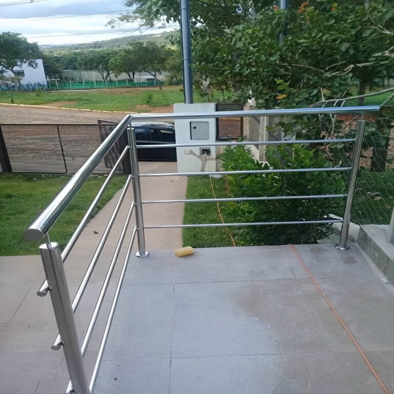 نرده استیل بالکن ایمن