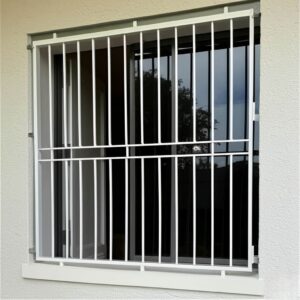 مدل های مختلف حفاظ پنجره ساده، فرفورژه و مدرن