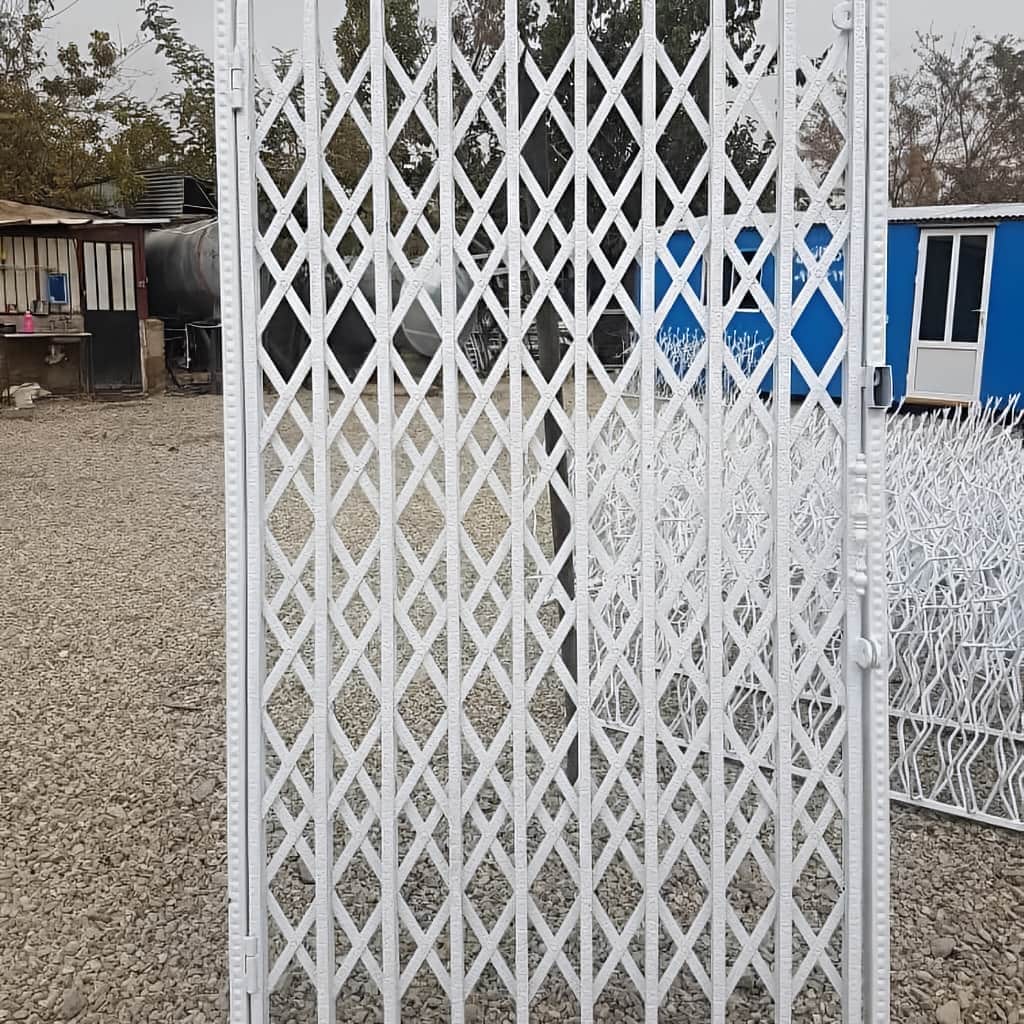 خدمات حفاظ آکاردئونی دو جداره ورودی برای نصب و پیگیری