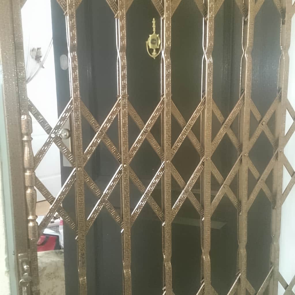 اجرای حفاظ آکاردئونی لوزی تسمه پهن با اندازه گیری دقیق