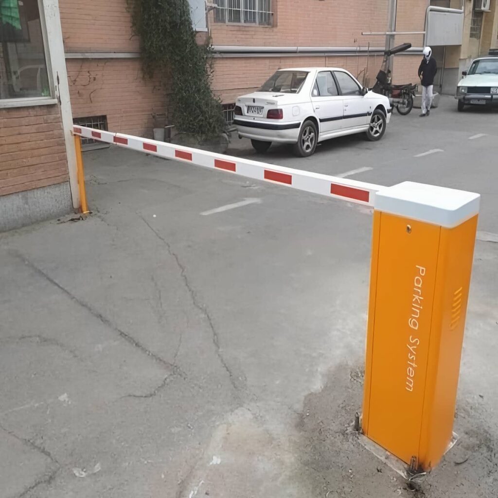 راهبند بازویی LED دار پارکینگ با نور خطی روی بازو