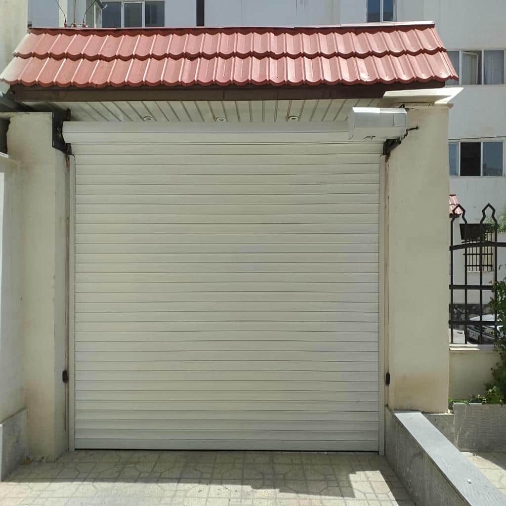 خرید ریل کرکره برقی آلومینیومی برای مغازه و پارکینگ سبک