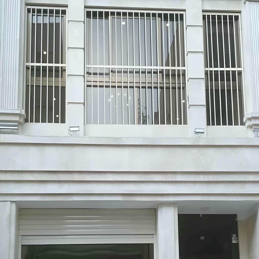 11 مدل حفاظ پنجره ویلایی نمای باغ