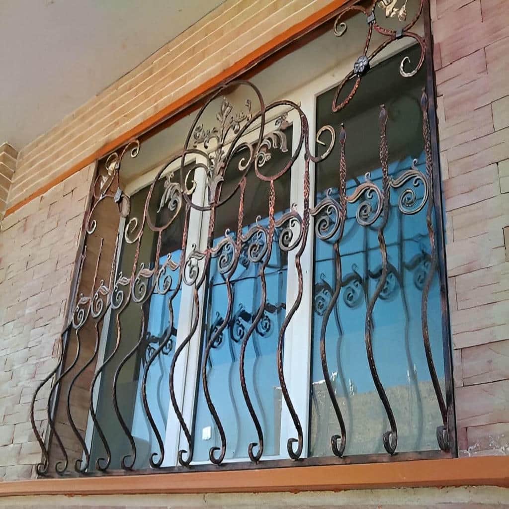 تولید حفاظ پنجره آپارتمان طبقات پایین برای نمای ساختمان