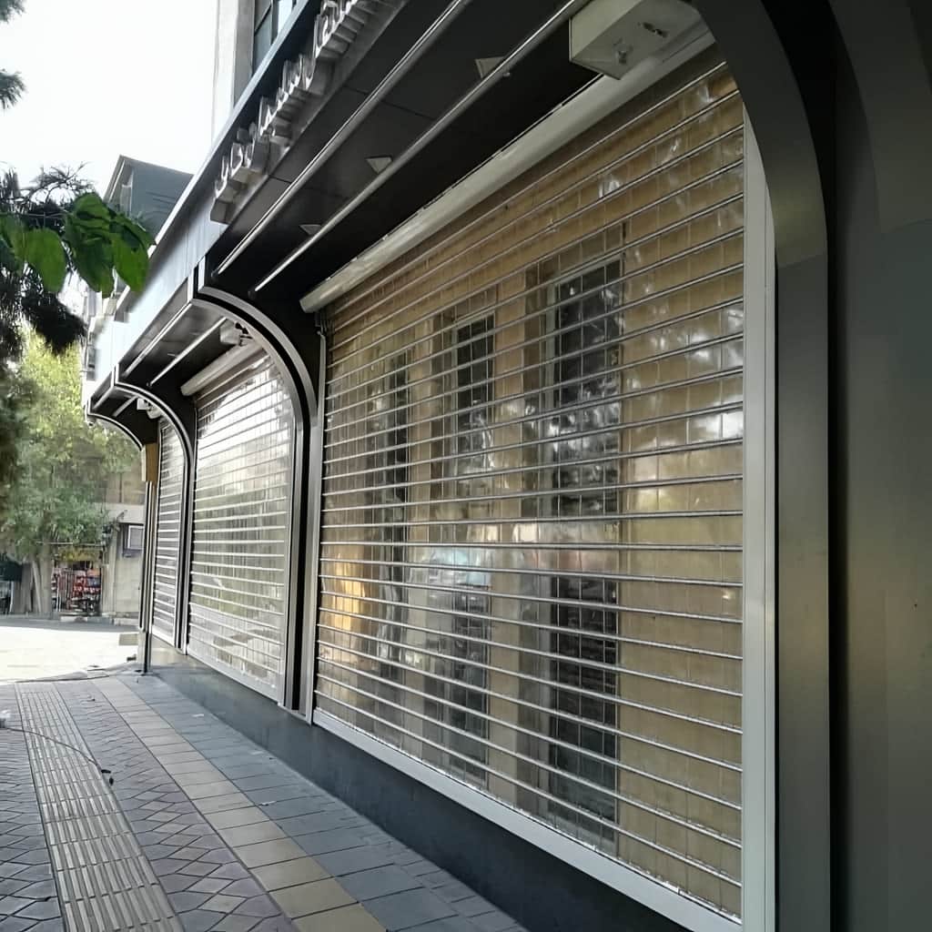 تولید کرکره برقی رنگی نمای فروشگاه با پوشش سطحی مقاوم