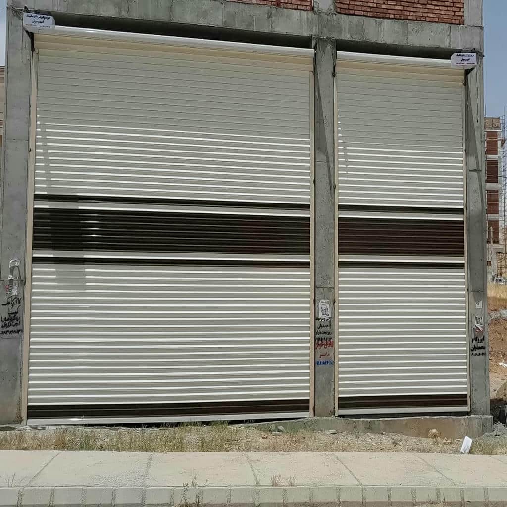خدمات کرکره برقی رنگی نمای فروشگاه شامل سرویس و نگهداری