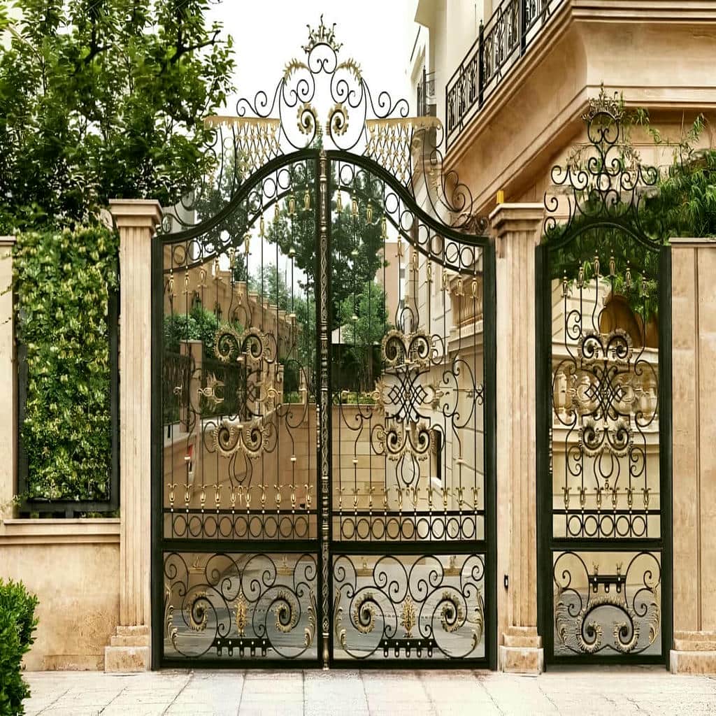 6 طرح درب پارکینگ لولایی ستون دار