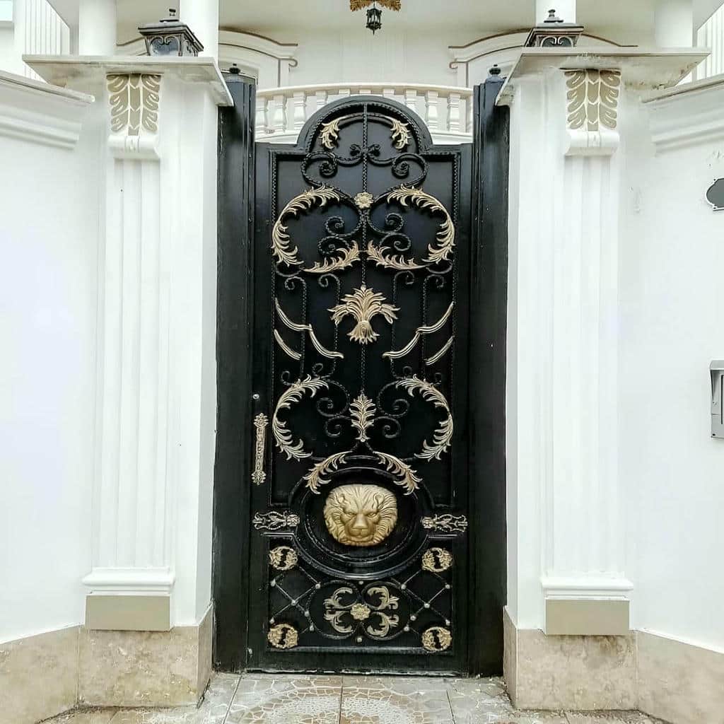تولید درب حیاط پانل دار با پوشش ضدزنگ
