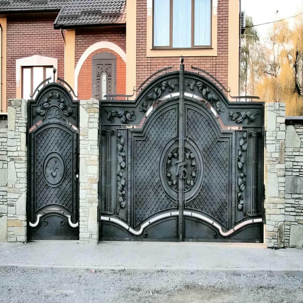 8 مدل درب ویلایی فرفورژه نمای رومی