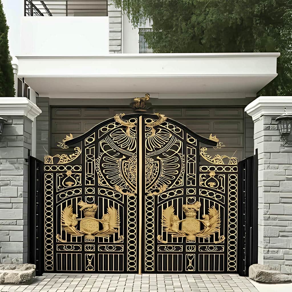 تعمیر درب حیاط لولایی ستون دار و تنظیم لولا