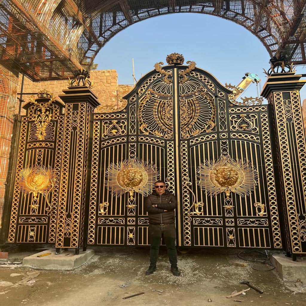 درب ویلایی ماشین رو عریض با پروفیل تقویت شده