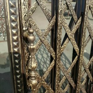 7 طرح درب آکاردئونی سلطنتی گل دار