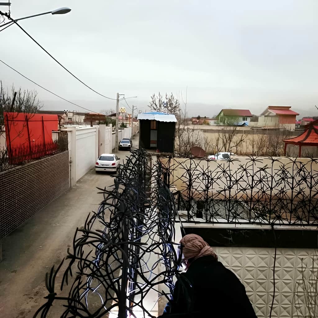 حفاظ نخل مرداب با ساختار شاخه ای فلزی