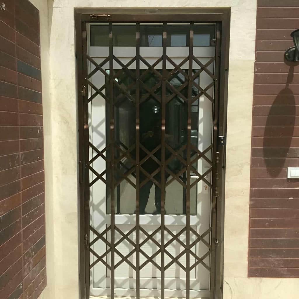 حفاظ آکاردئونی ساختمان نصب تخصصی ورودی