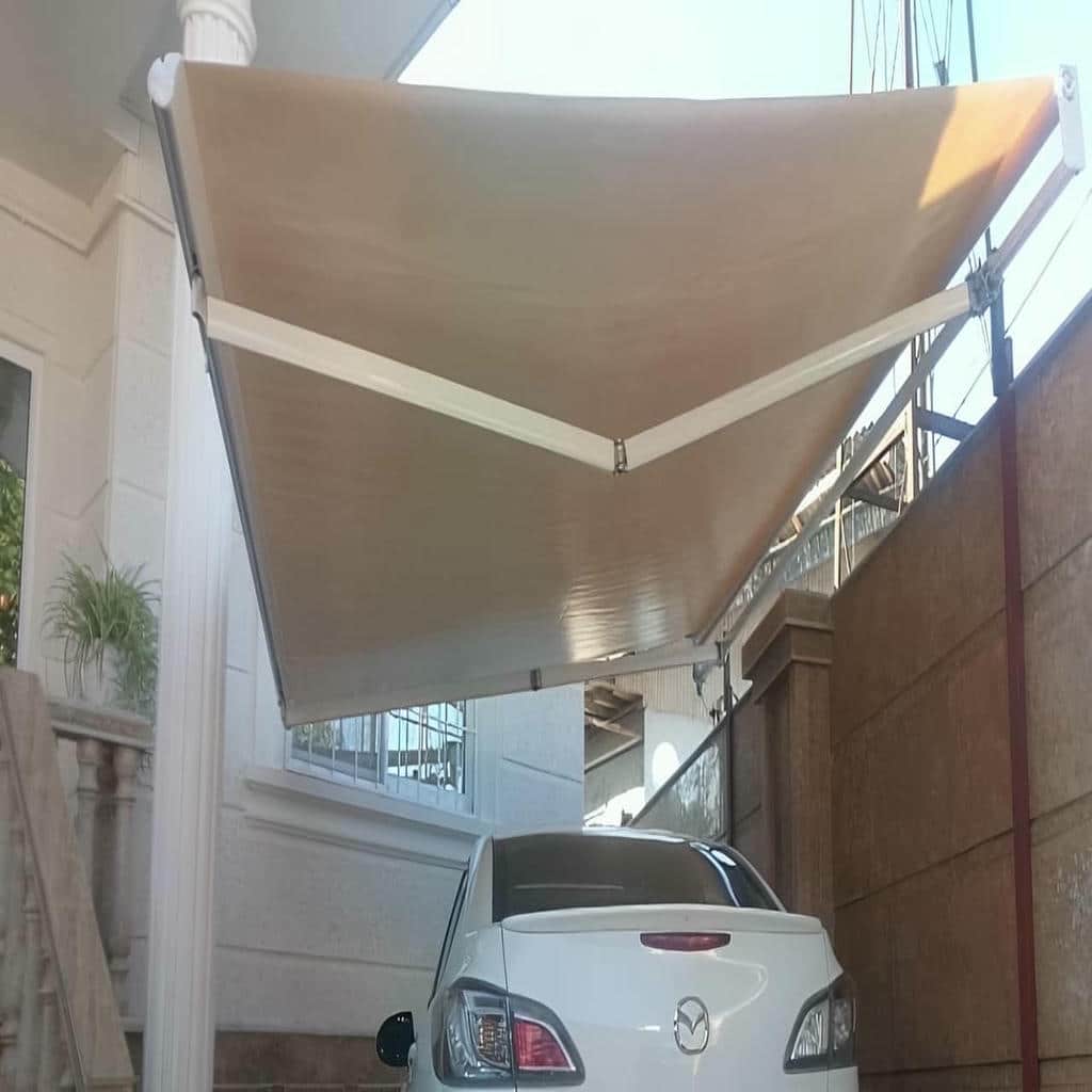 سایبان تاشو با سازه بازویی سایبان تاشو با سازه بازویی