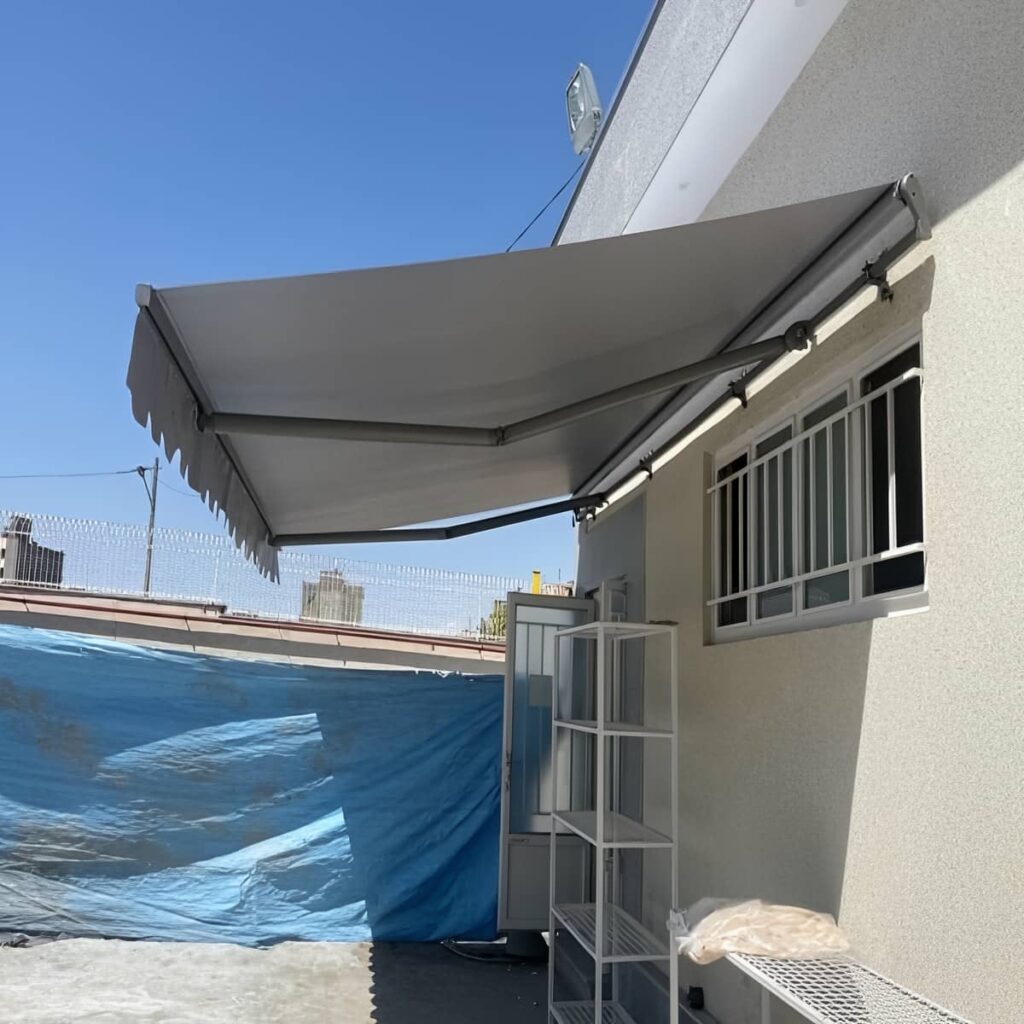 سایبان حیاط اتوماتیک مدرن سایبان حیاط اتوماتیک مدرن