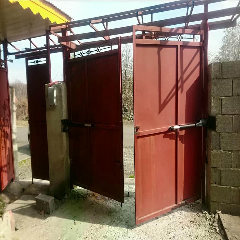 جک درب حیاط با موتور قدرتمند