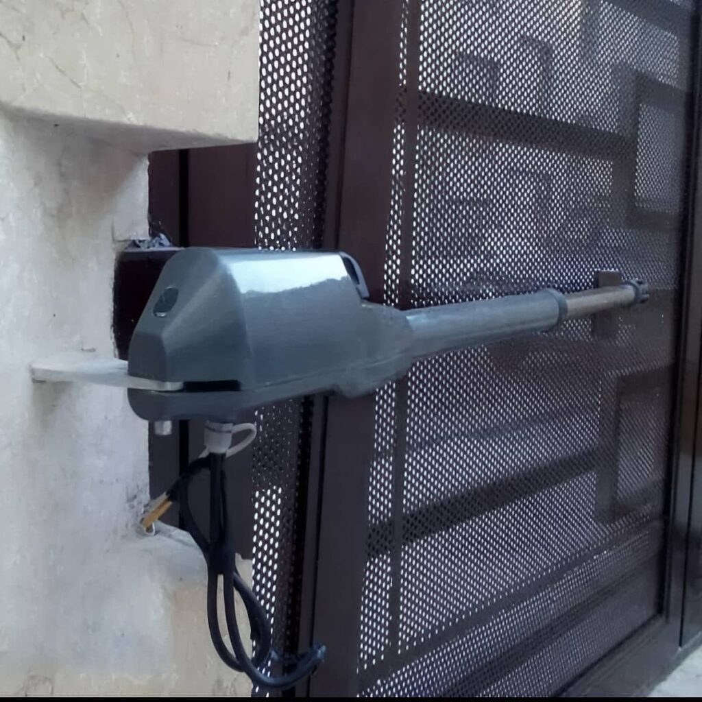 جک درب پارکینگ بازویی با موتور روان
