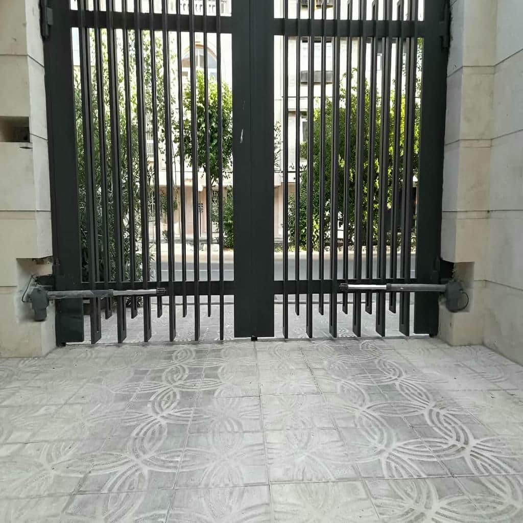 جک پارکینگی بازویی مناسب ورودی ویلای مدرن
