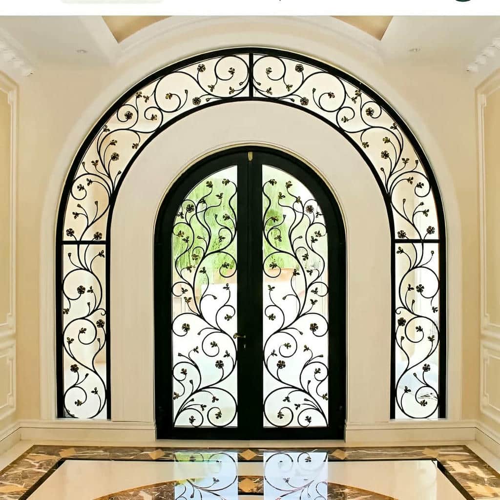 درب حیاط طوسی با قفل توکار و چهارچوب مقاوم