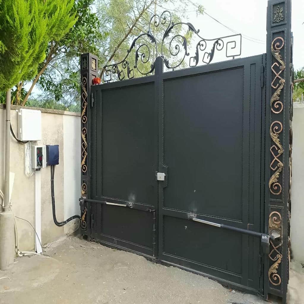 مجموعه جک درب پارکینگ همراه ریموت و جعبه کنترل