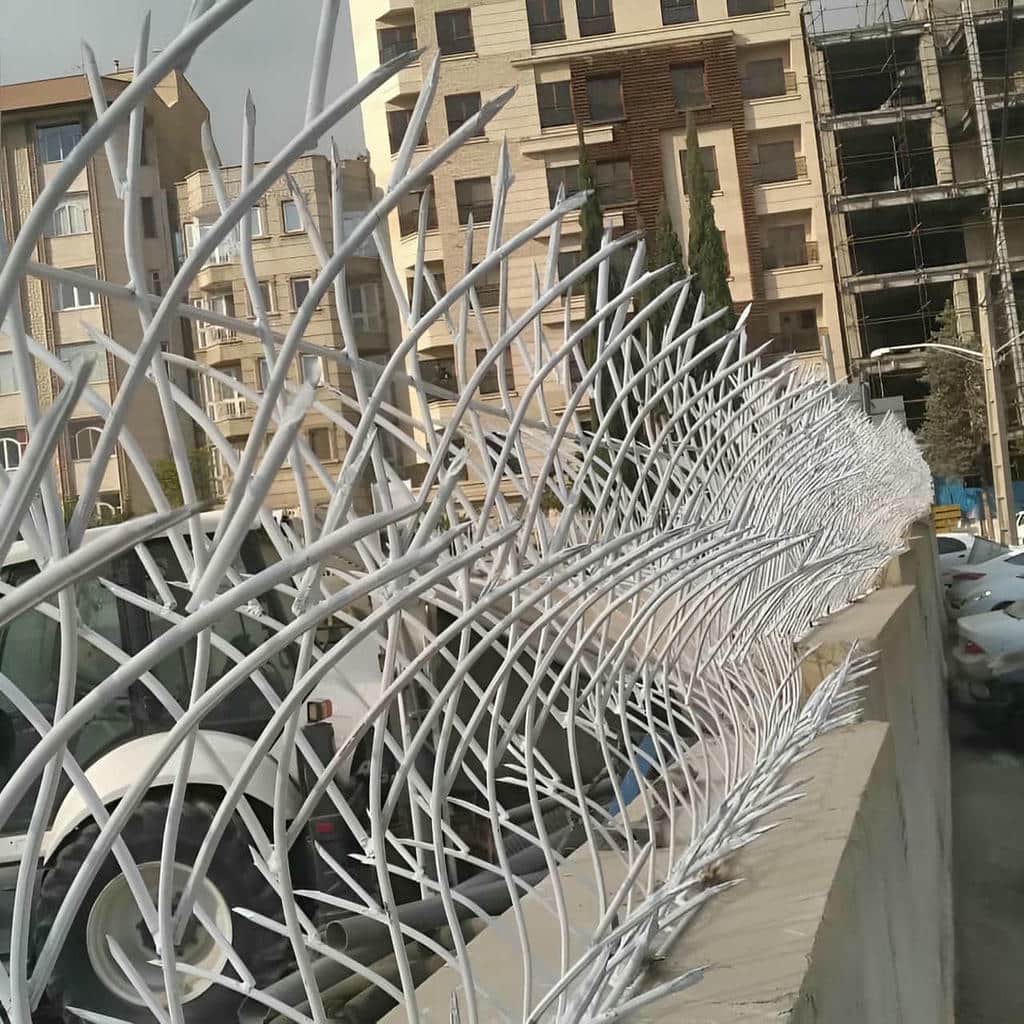مرکز فروش حفاظ دیوار برای ویلا و باغ در سنندج و حومه