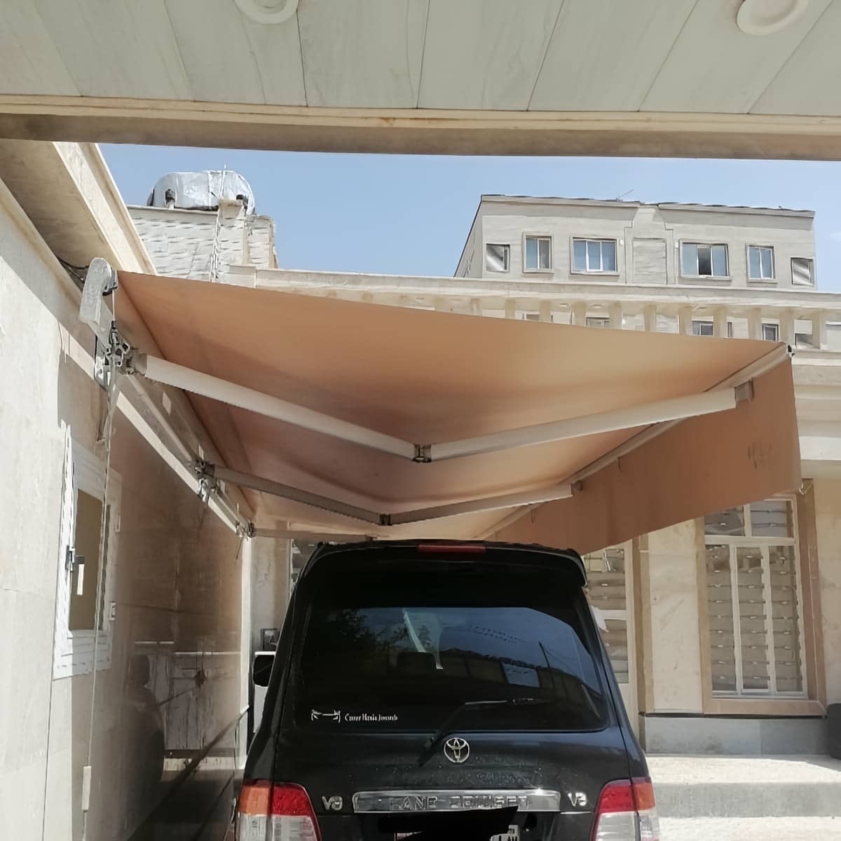 مرکز فروش سایبان برقی با ضمانت و قرارداد نصب در استان سمنان