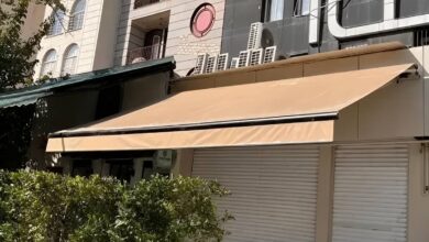 سایبان برقی کرم بالای قفل سردر زنجان