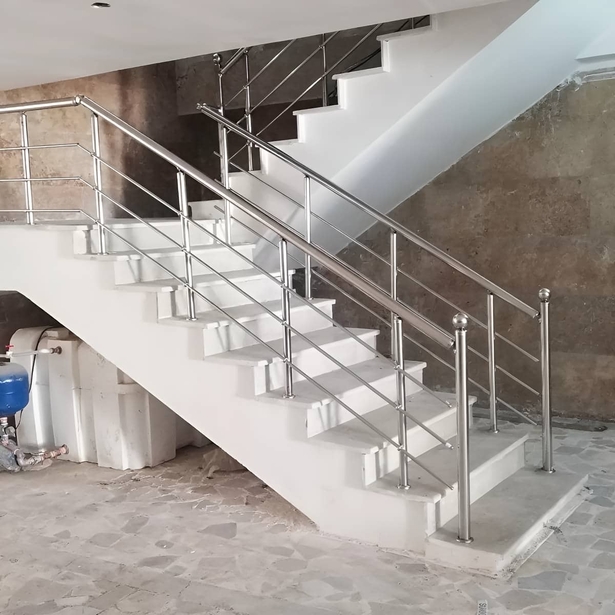 مرکز فروش نرده راه پله ایمن در بندرعباس و حومه